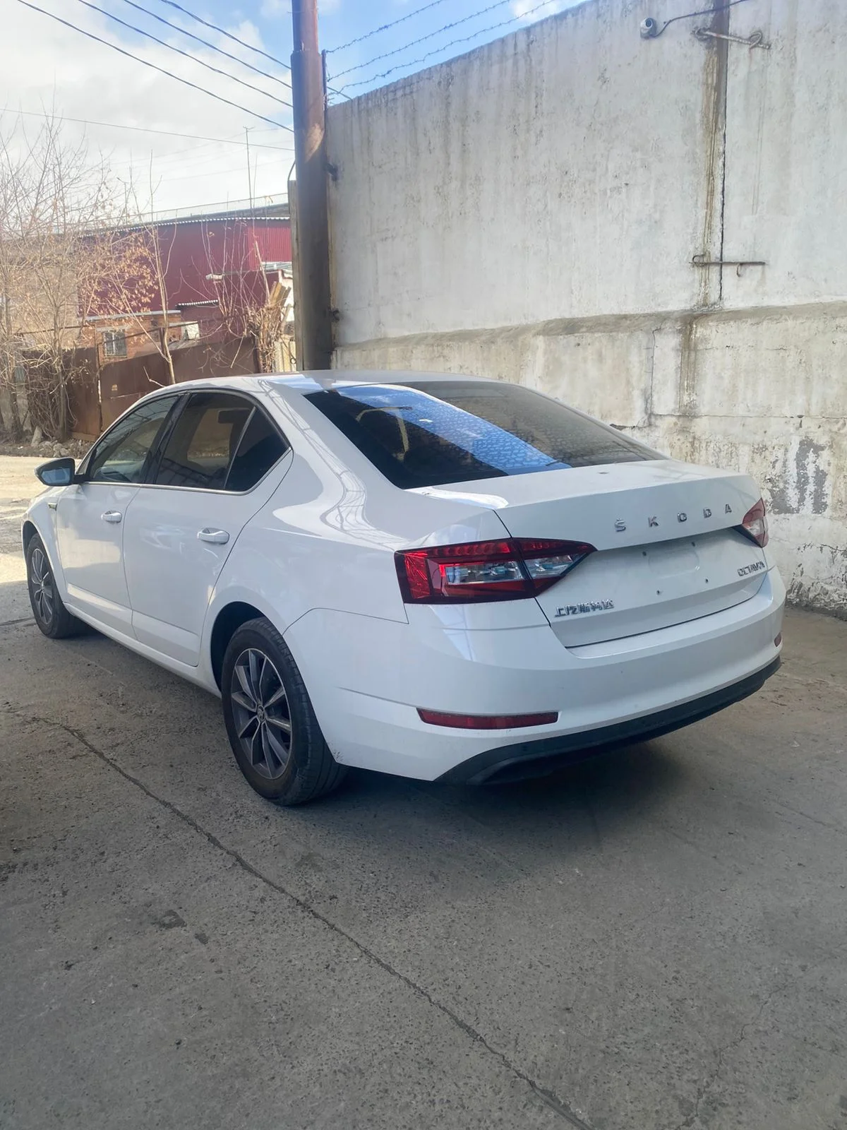 Skoda octavia - один из лучших европейских лифтбеков - миниатюра 2