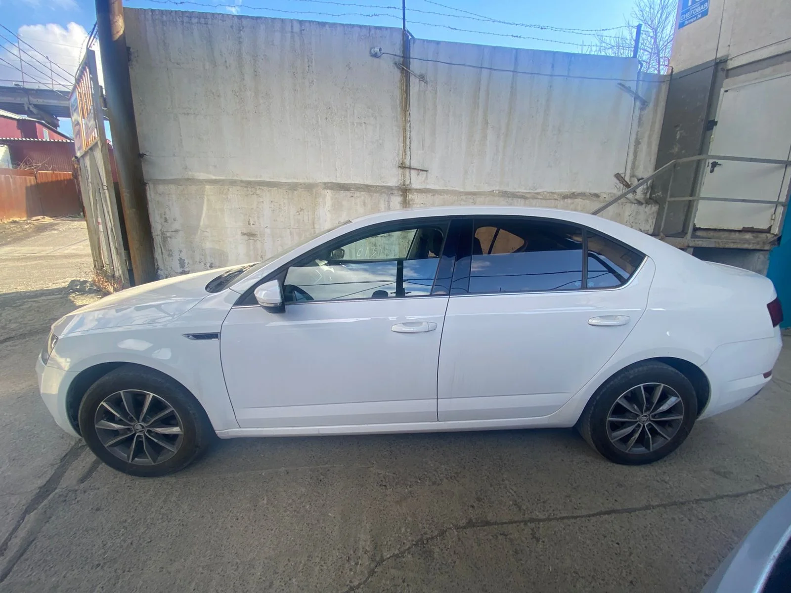 Skoda octavia - один из лучших европейских лифтбеков - миниатюра 7