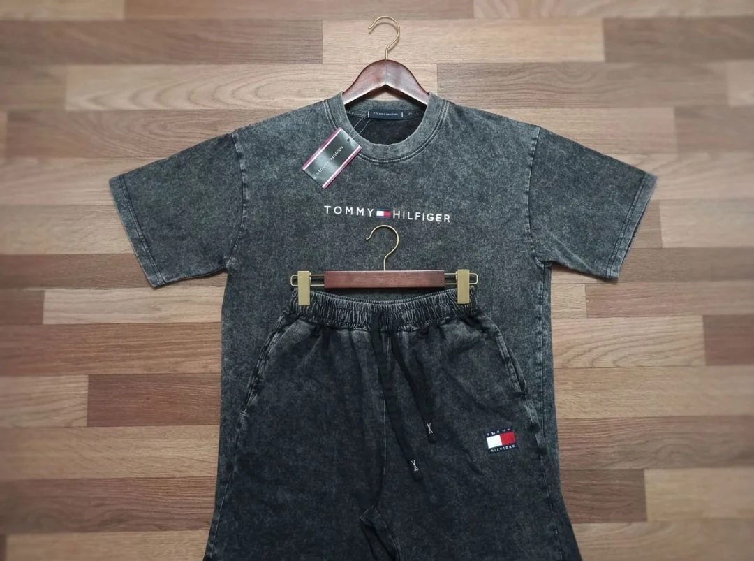 Костюм Tomy Hilfiger. Футболка/шорты - миниатюра 2