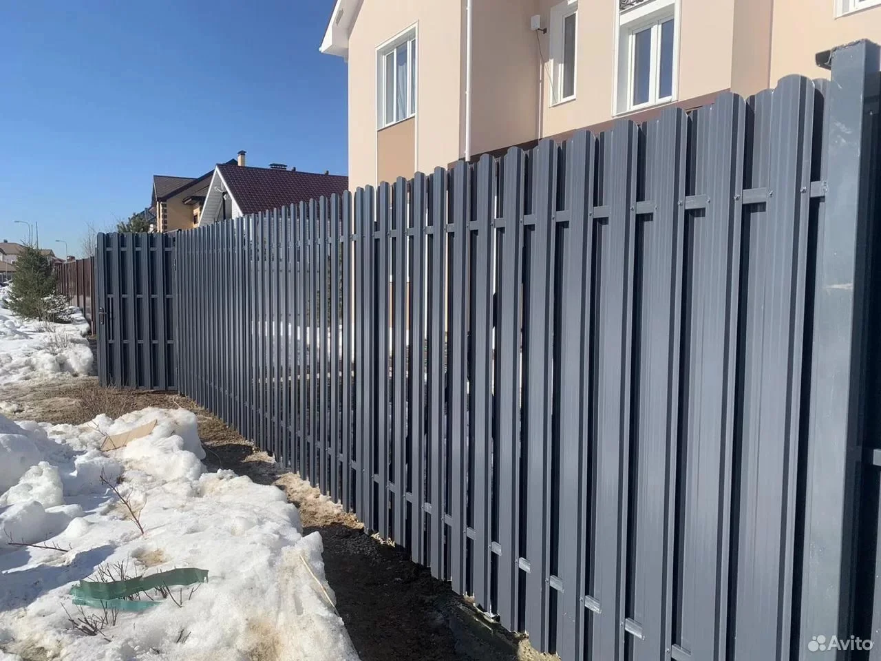 Забор из евроштакетника под ключ - миниатюра 6