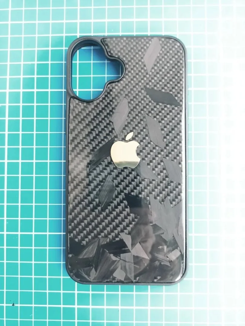 Чехлы для смартфона iPhon16plus, carbon - миниатюра 2