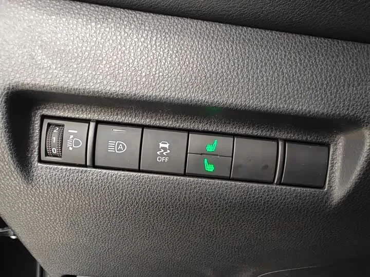 Toyota Harrier 2023 г. 2.0л 171 л.с. - миниатюра 12