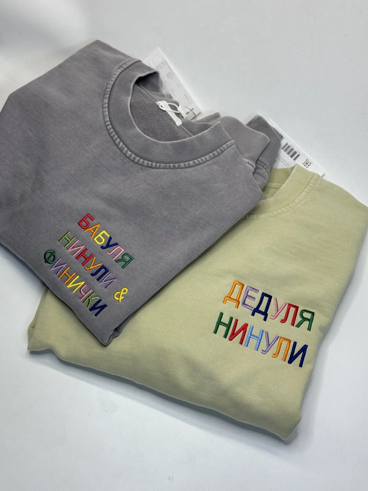 Машинная вышивка на одежде - миниатюра 3
