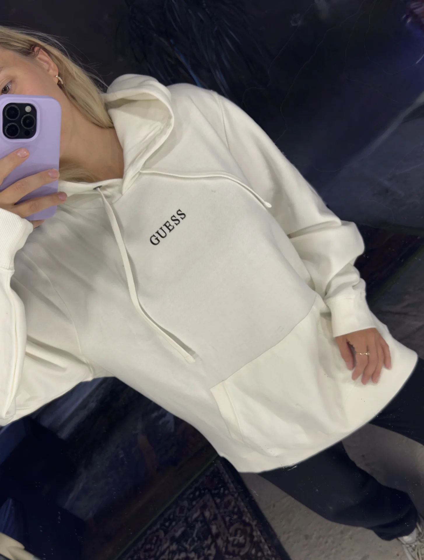 худи guess - миниатюра 2