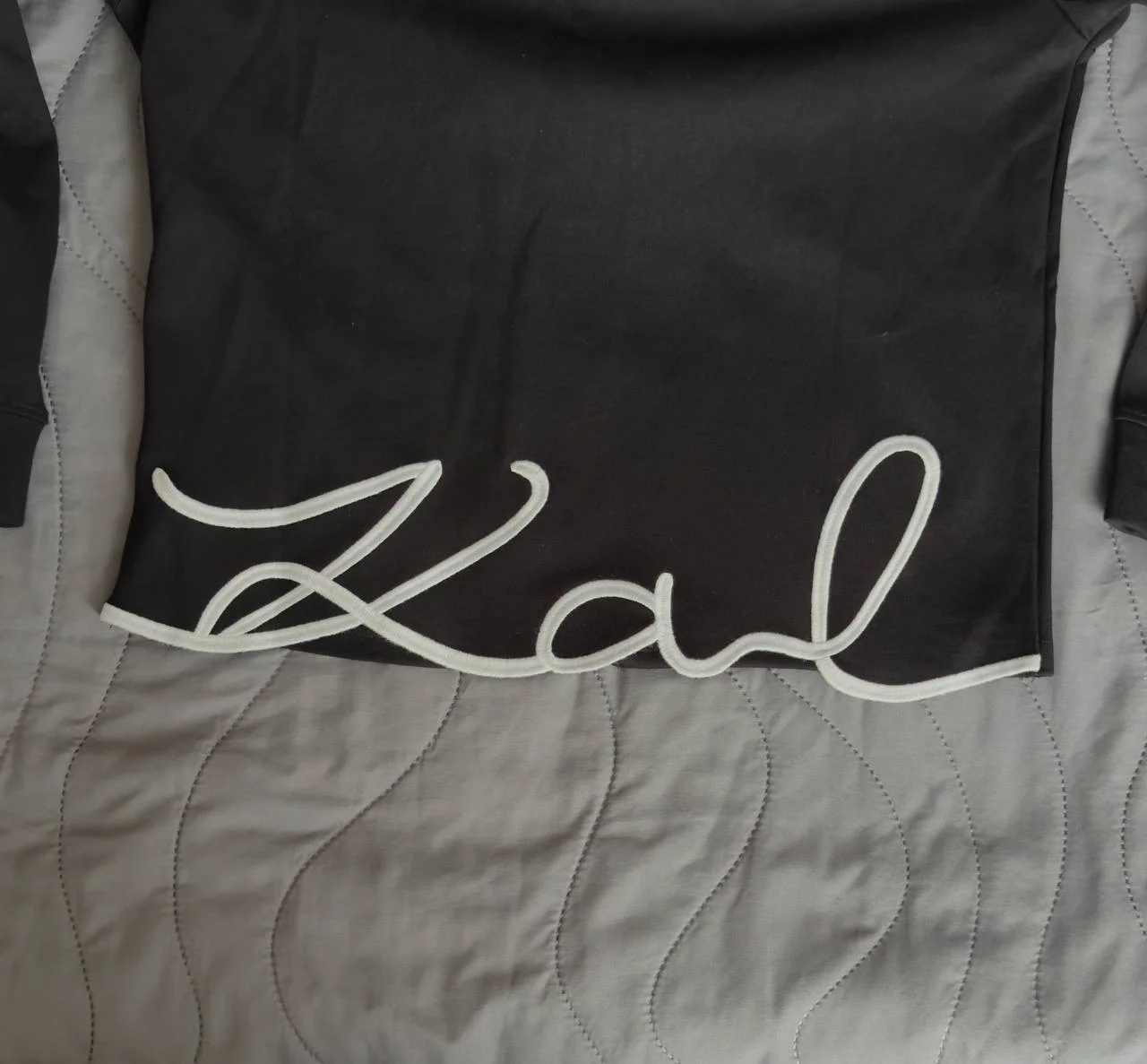 Кофта karl lagerfeld оригинал - миниатюра 4