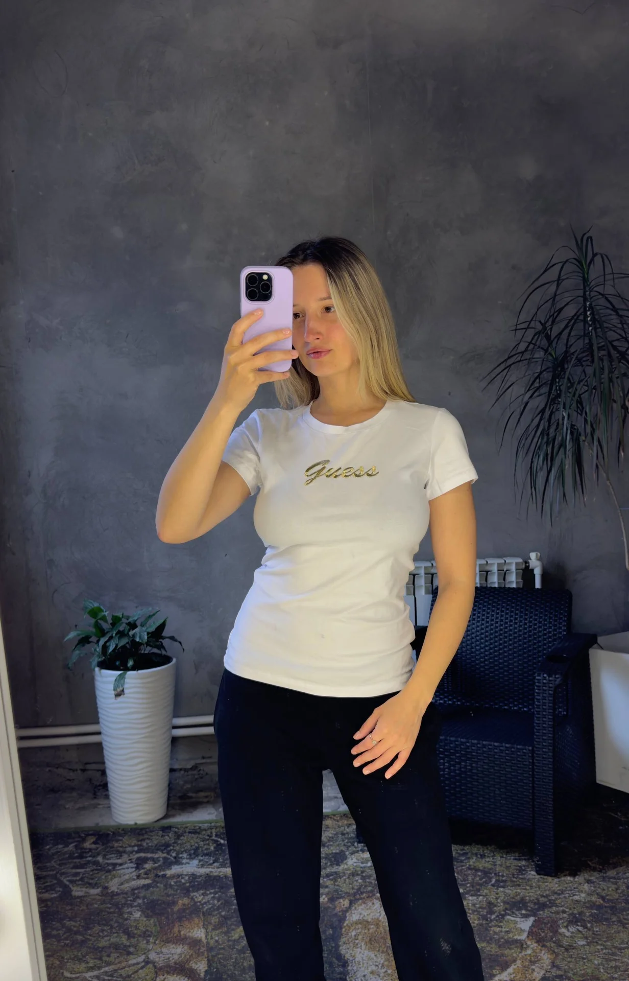 Футболка Guess оригинал - миниатюра 2