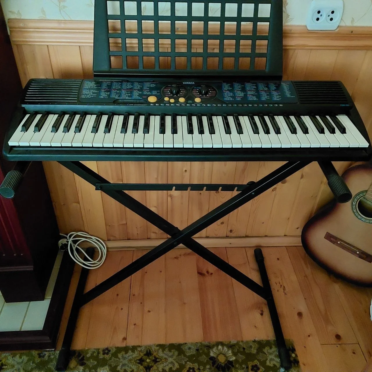 Винтажный синтезатор YAMAHA-PSR-130 - миниатюра 4