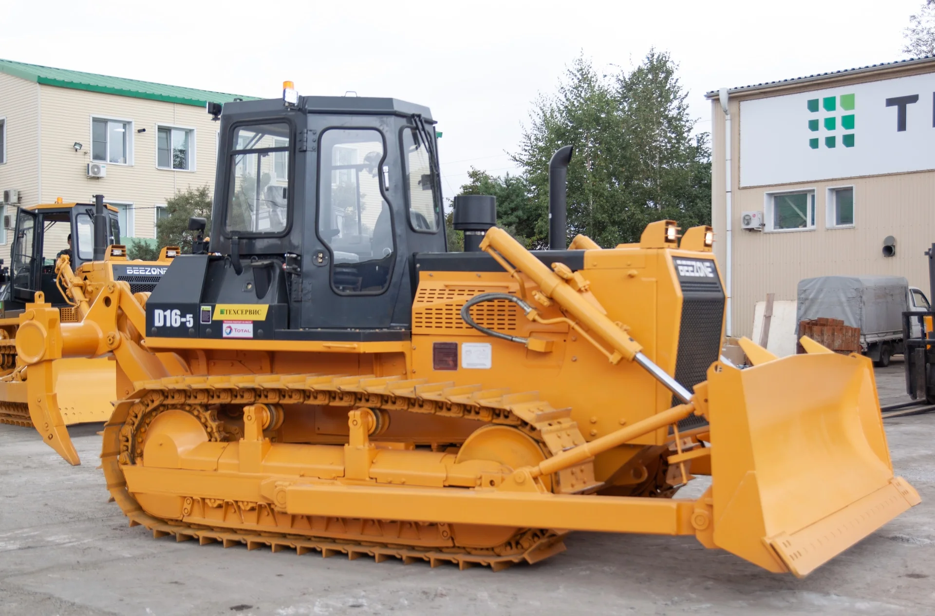 Гусеничный бульдозер BEEZONE D16-5E - миниатюра 4