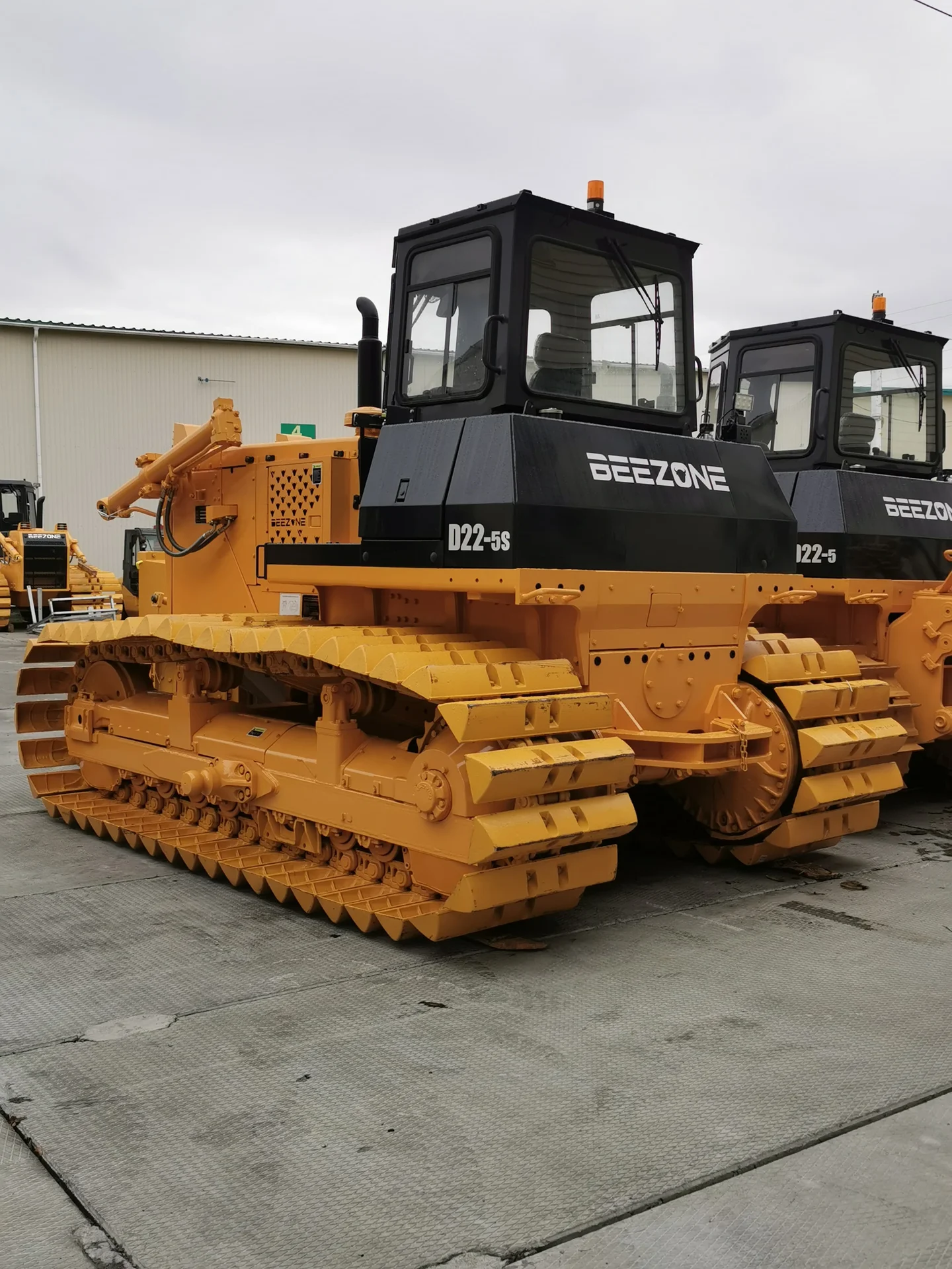 Бульдозер гусеничный болотоход BEEZONE D26-5S - миниатюра 7
