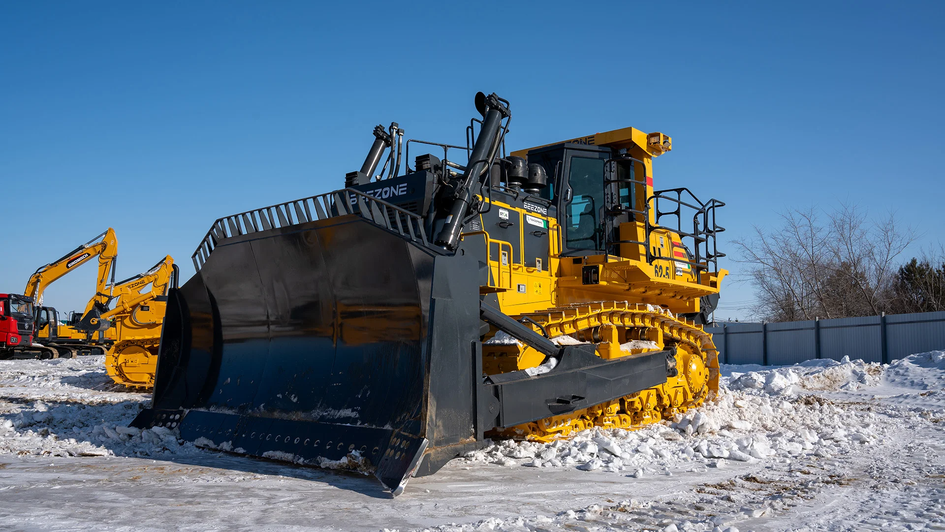 Бульдозер гусеничный BEEZONE D62-5 - миниатюра 2