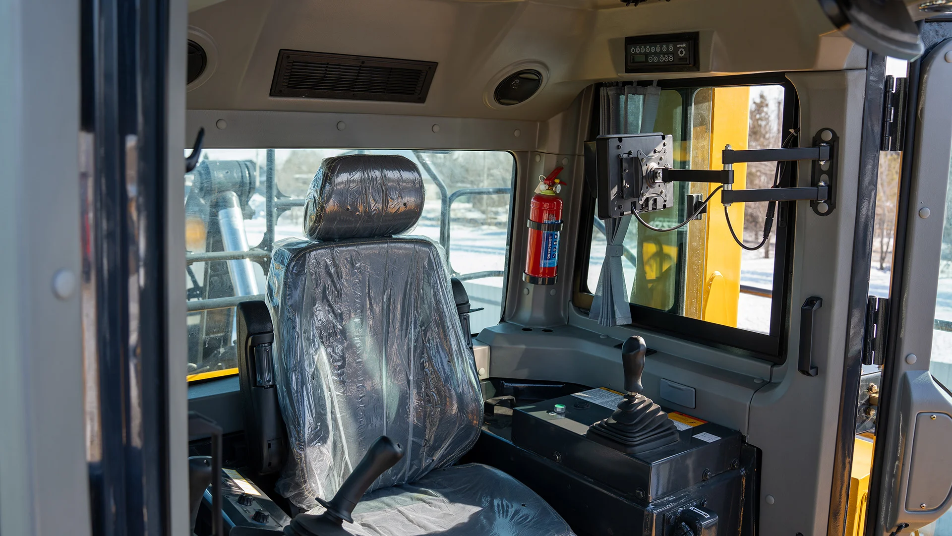 Бульдозер гусеничный BEEZONE D62-5 - миниатюра 13