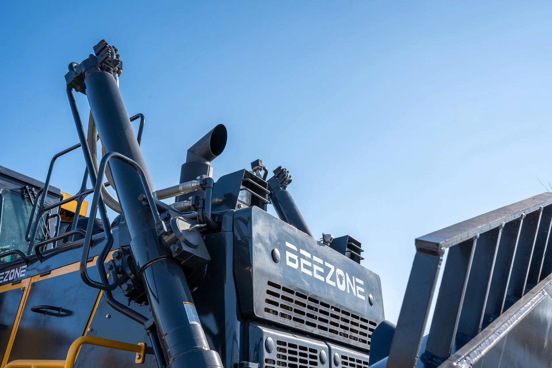 Бульдозер гусеничный BEEZONE D62-5 - миниатюра 20