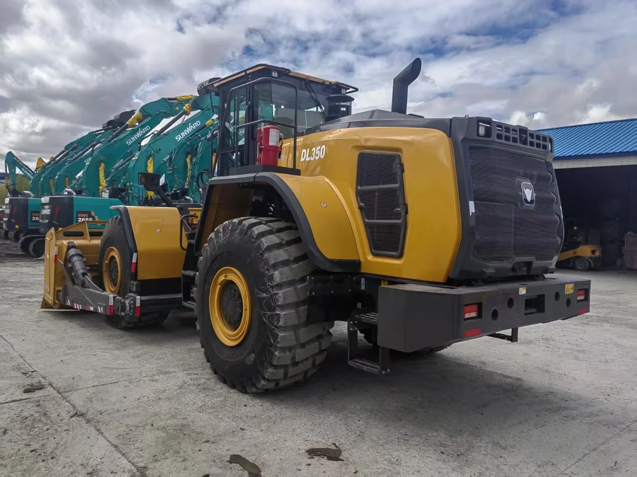 Бульдозер колёсный BEEZONE DL350 - миниатюра 5