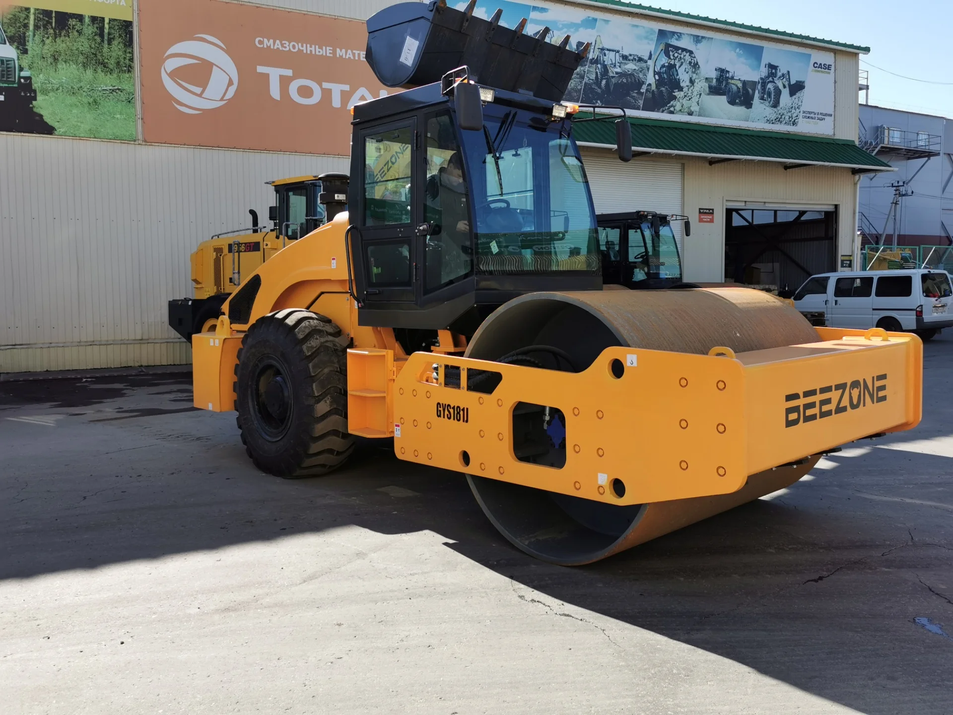 Каток грунтовый BEEZONE GYS182J - миниатюра 2