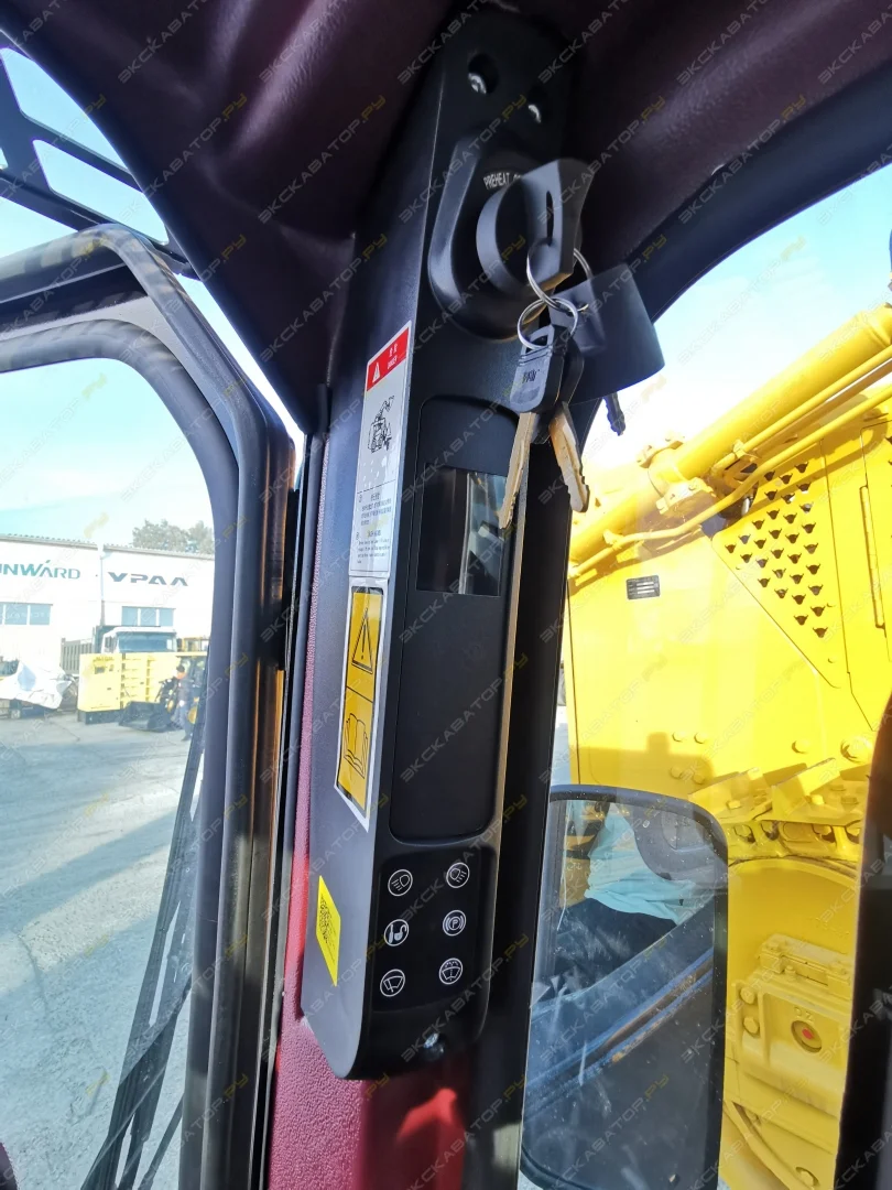 Мини-погрузчик Beezone BS900SL - миниатюра 5
