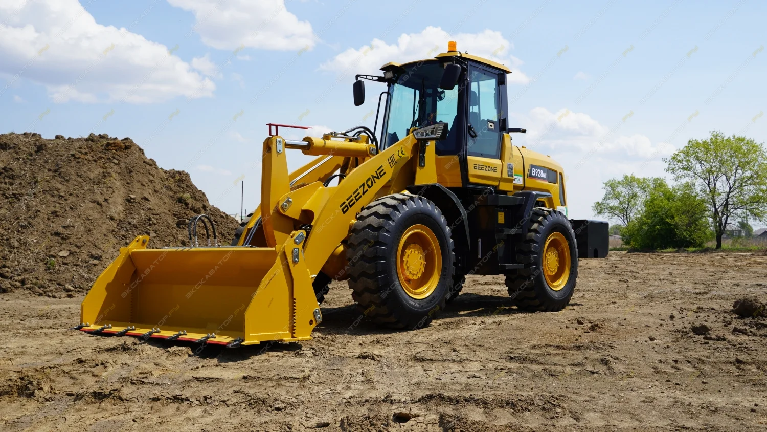Фронтальный погрузчик Beezone B928GT новый 2024 г.в. - миниатюра 3