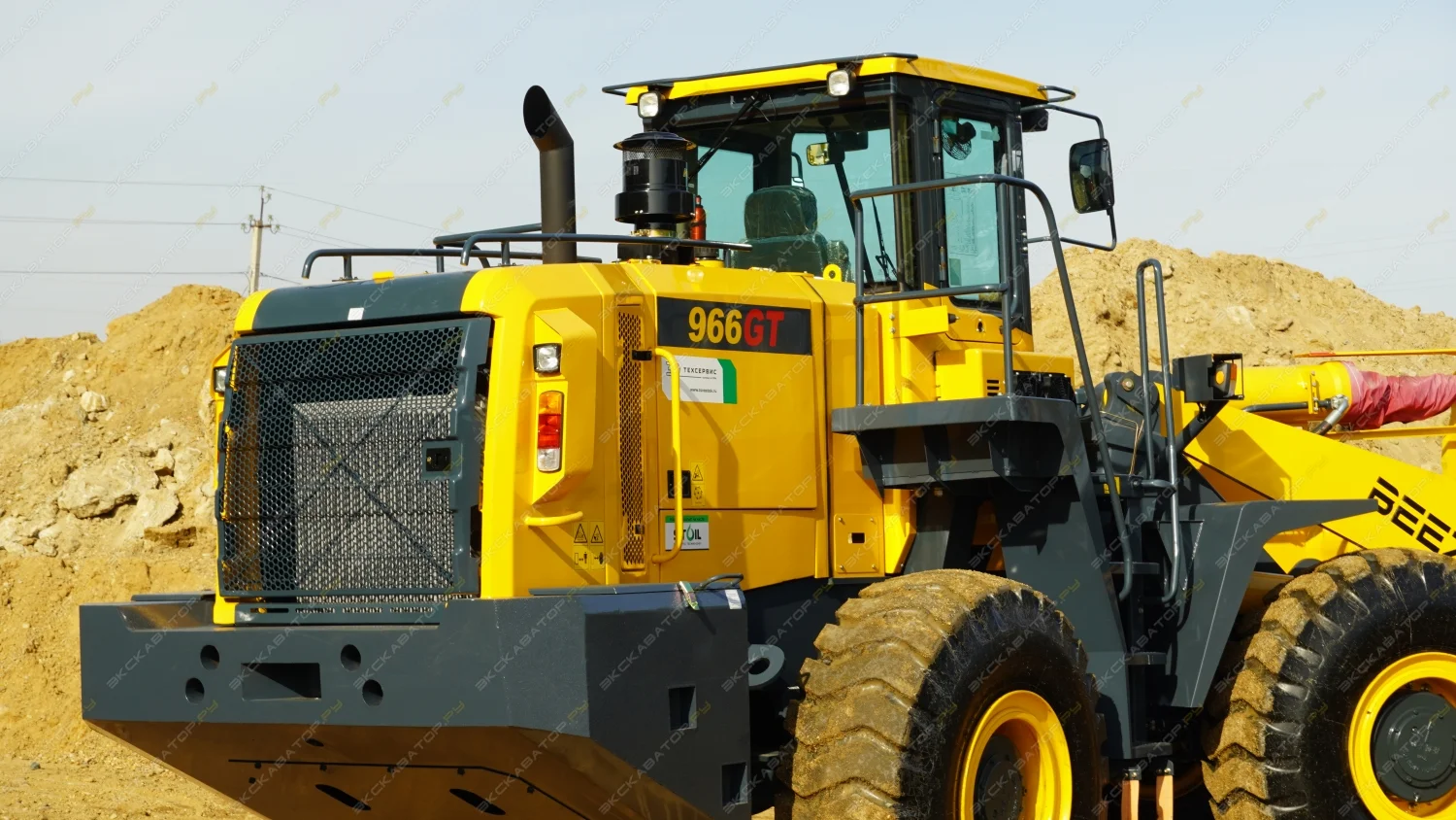 Фронтальный погрузчик Beezone B966GT - миниатюра 5