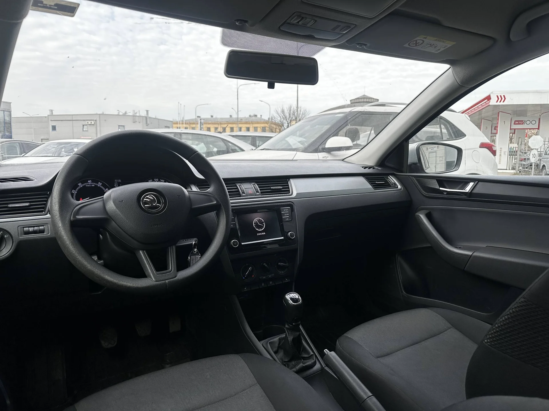 Skoda rapid в аренду Санкт-Петербург - миниатюра 10