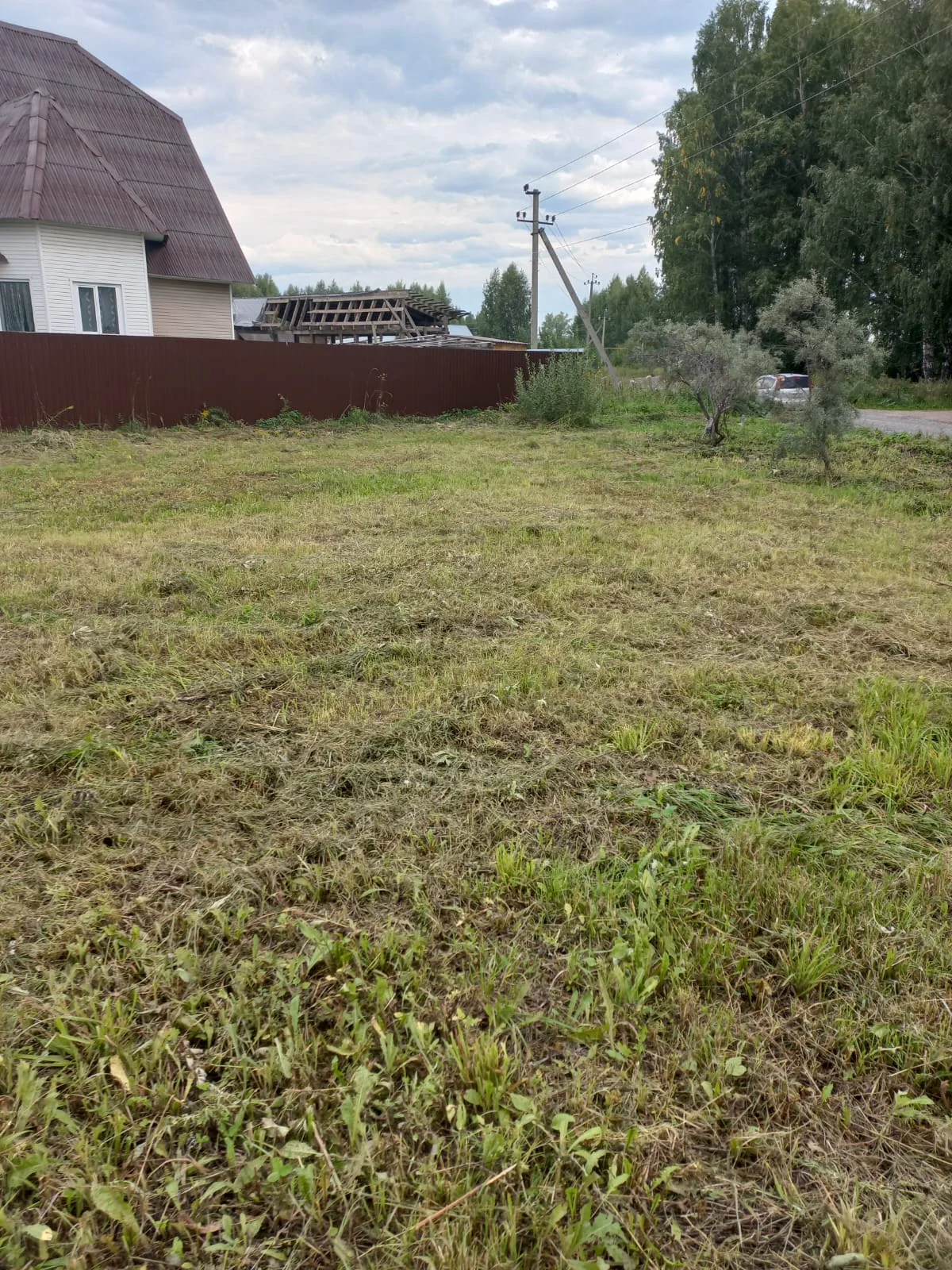 ЗЕМЕЛЬНЫЙ УЧАСТОК В ПОСЕЛКЕ ОКТЯБРЬСКИЙ 10 сот. - миниатюра 4
