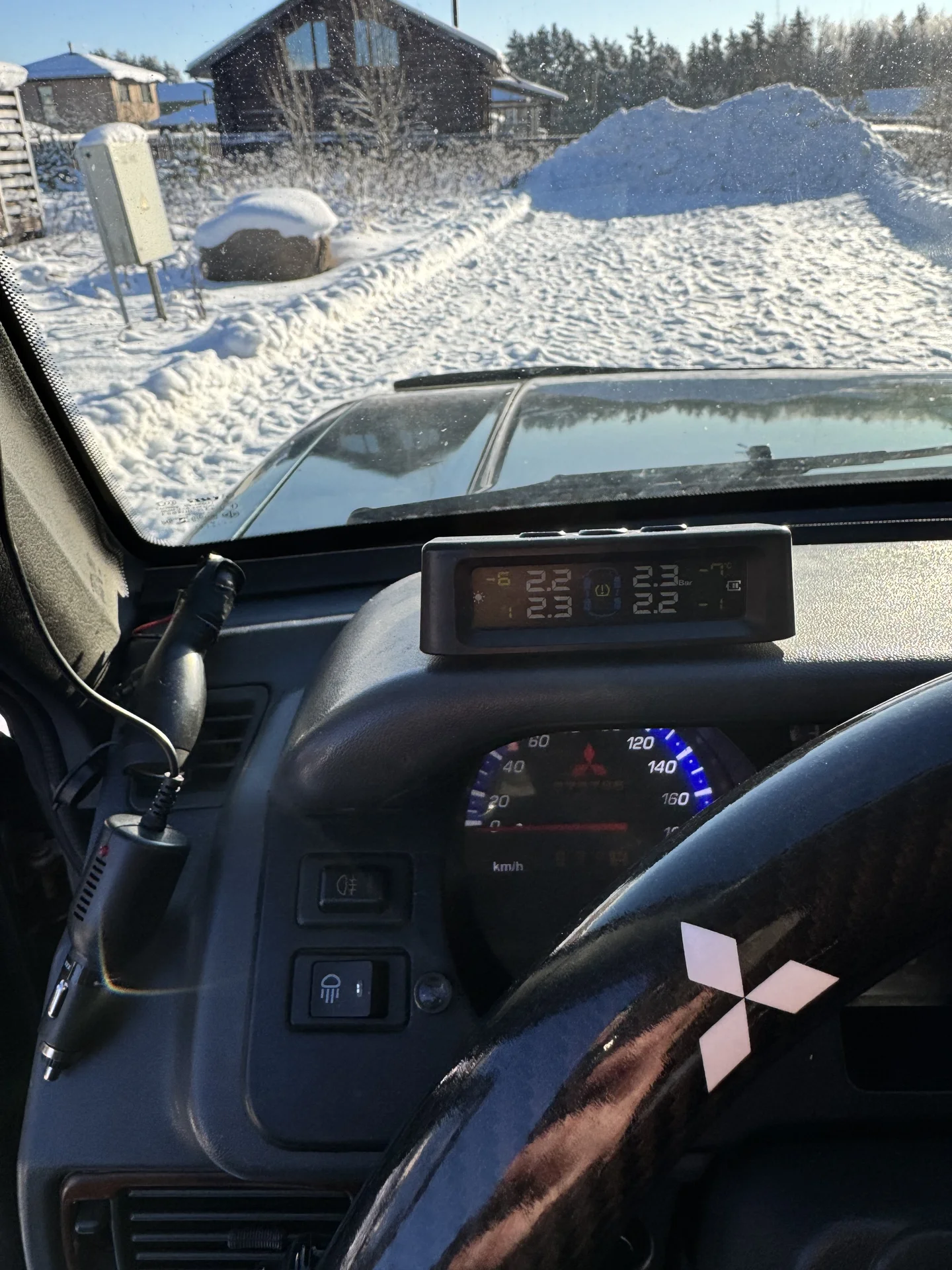 Mitsubishi pajero - миниатюра 11