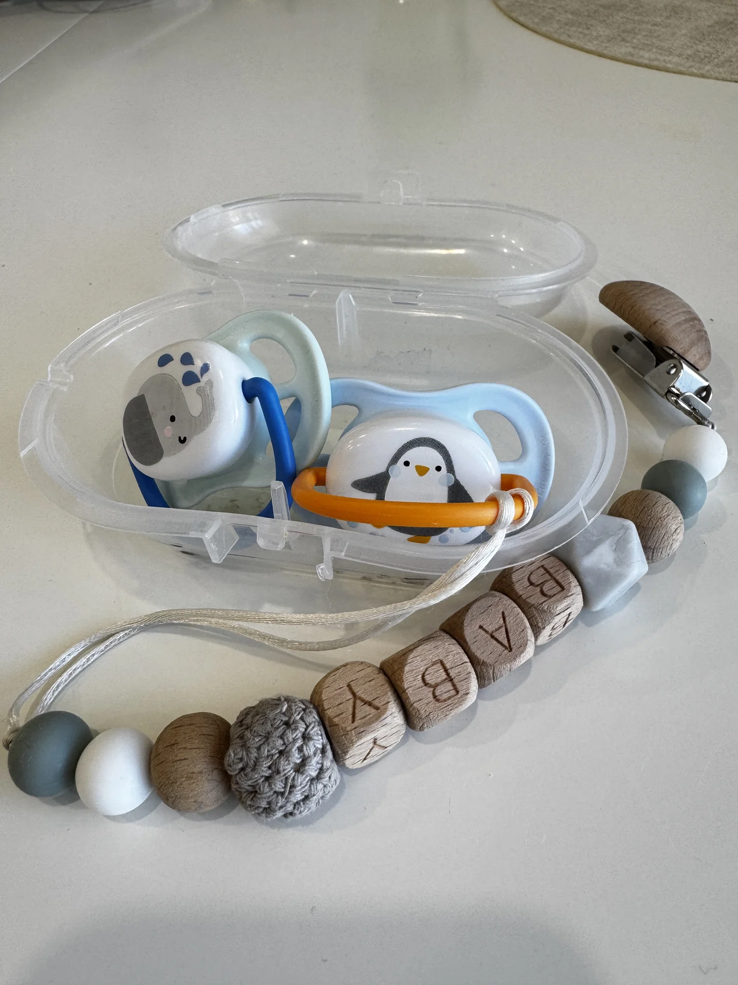 Пустышки Philips Avent 0-6 мес - изображение 1