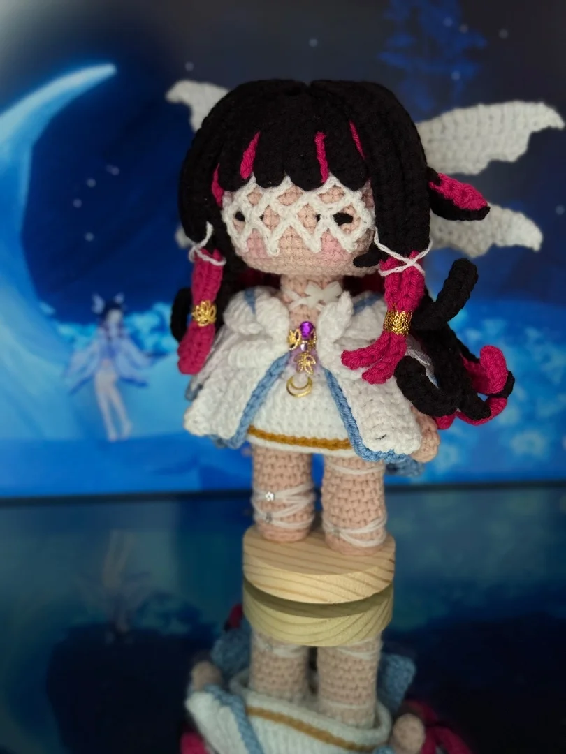 Вязаная игрушка Коломбина Геншин Импакт - миниатюра 7