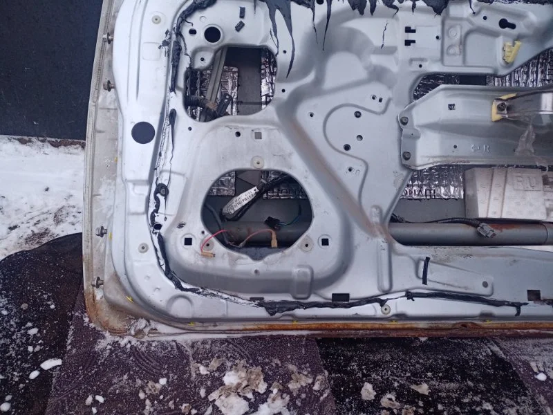 Дверь боковая передняя правая Nissan альмера N15 - миниатюра 4