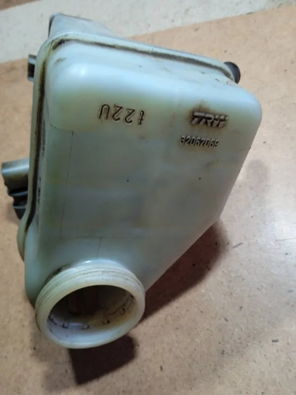 Бачок для тормозной жидкости Opel вектра СЕДАН 1.8 - миниатюра 5