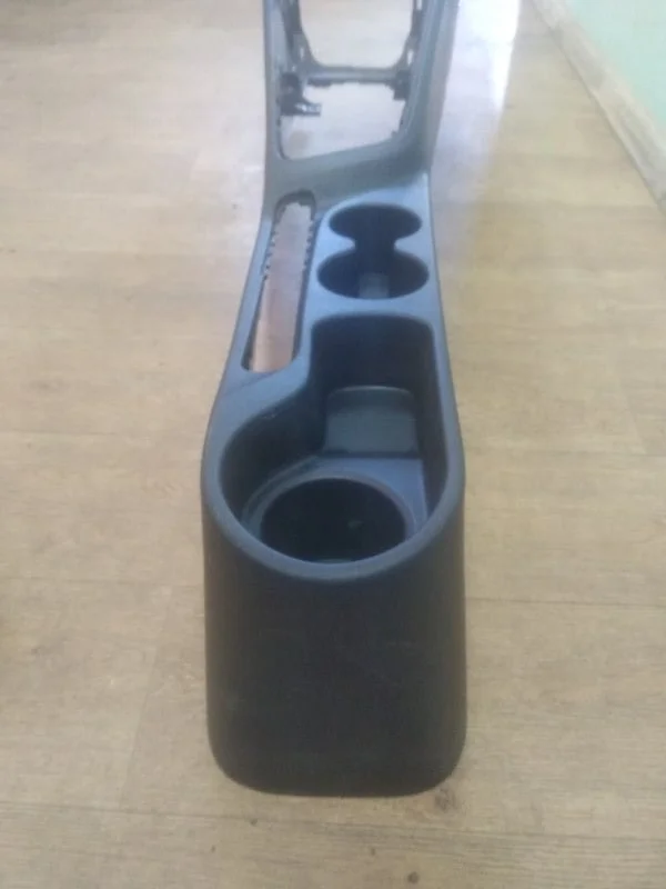 Консоль между сидений Hyundai солярис СЕДАН 1.6 - миниатюра 10