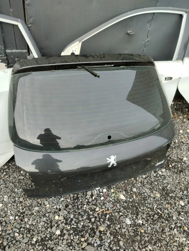 Крышка багажника Peugeot 206 ХЕТЧБЕК 1.4 2004 - миниатюра 7