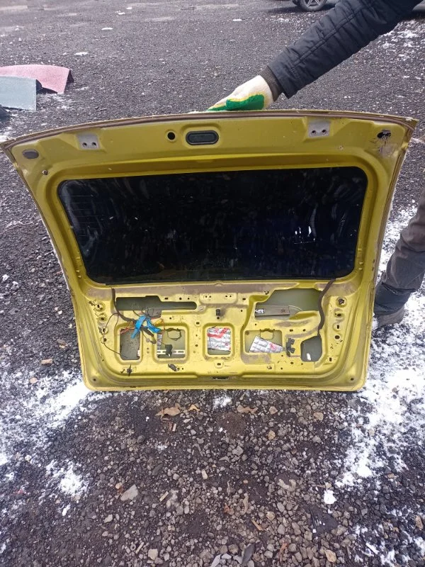 Крышка багажника KIA рио 1 УНИВЕРСАЛ A5D 1.5 2000 - миниатюра 2