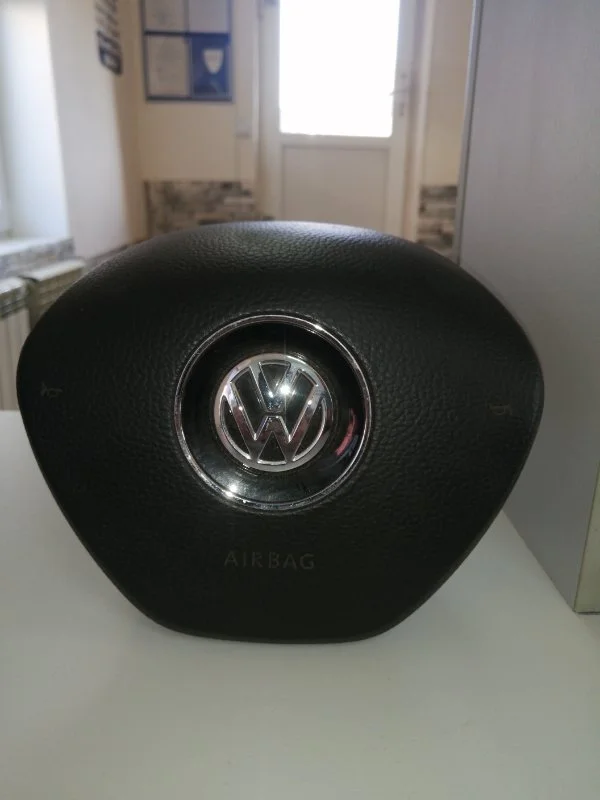 Подушка безопасности в руль VOLKSWAGEN поло СЕДАН - изображение 1