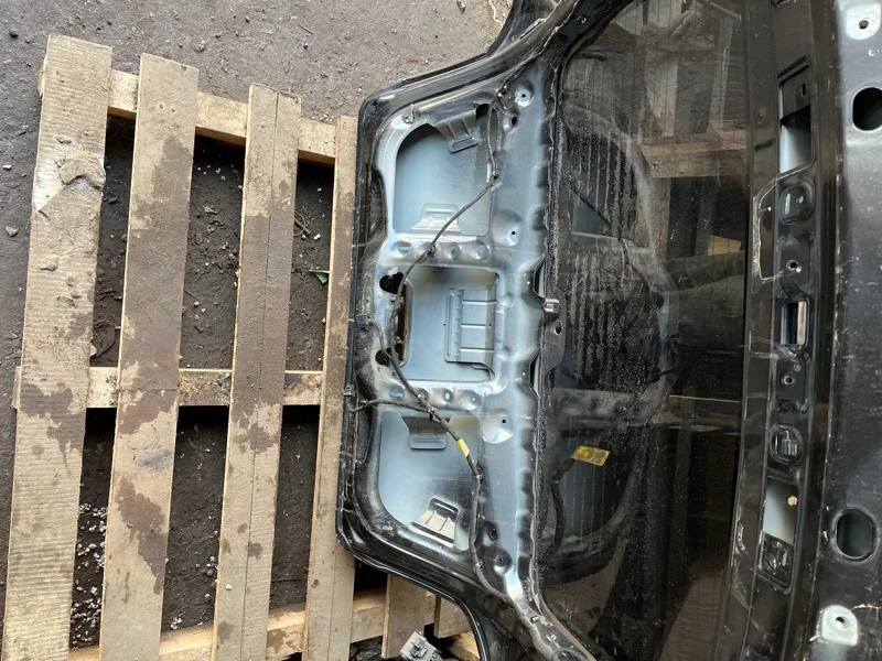 Крышка багажника Chevrolet круз ХЕТЧБЕК 1.6 F16D3 - миниатюра 5