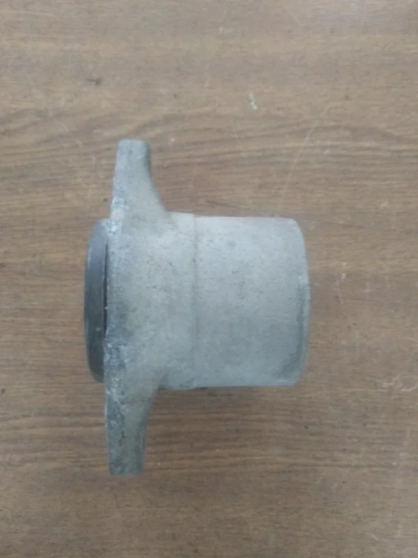 Опора стойки задняя левая VOLKSWAGEN пассат б5 - миниатюра 3