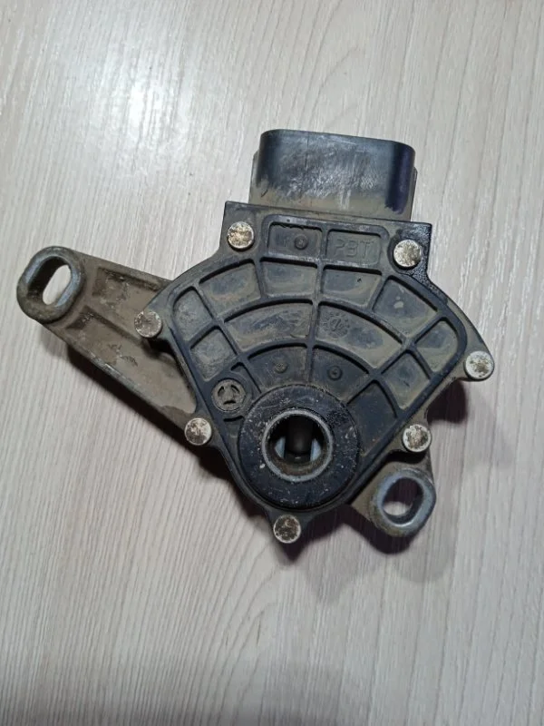 Датчик селектора Ford Фьюжн ХЕТЧБЕК 1.6 FYJA 2007 - миниатюра 3
