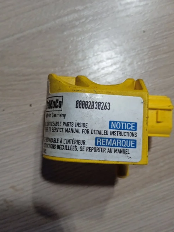 Датчик airbag Ford Фьюжн ХЕТЧБЕК 1.6 FYJA 2007 - миниатюра 3