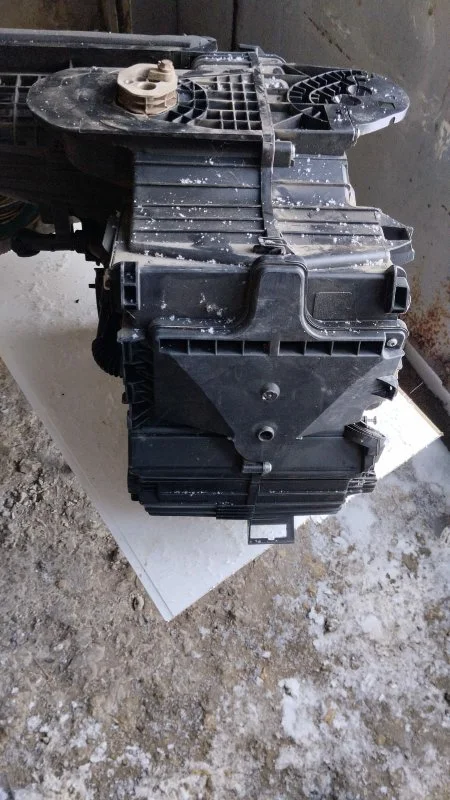 Корпус печки RENAULT меган 2 СЕДАН 1.6 2008 - миниатюра 4