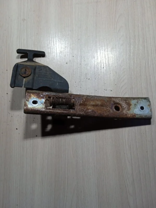 Крючок капота RENAULT симбол СЕДАН 1.4 4JA712 2002 - миниатюра 3