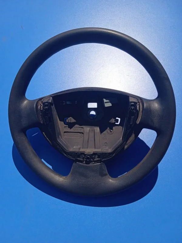 Руль RENAULT симбол СЕДАН 1.4 4JA712 2002 - изображение 1