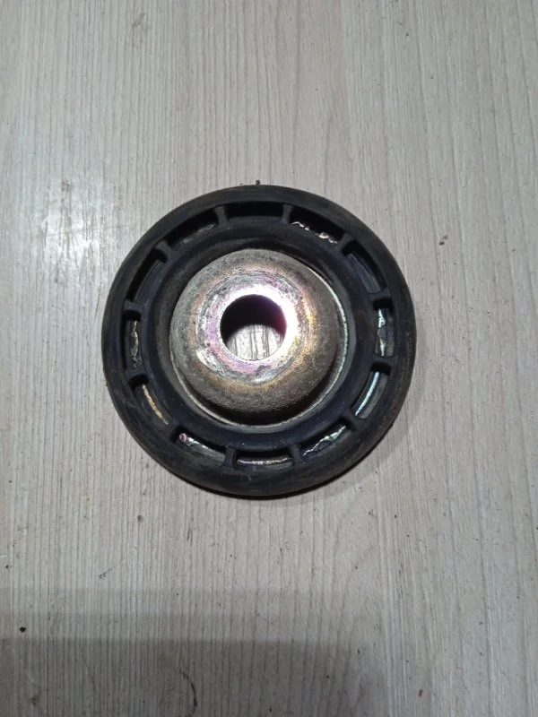 Опора стойки RENAULT логан СЕДАН 1.4 K7JA710 2006 - миниатюра 2