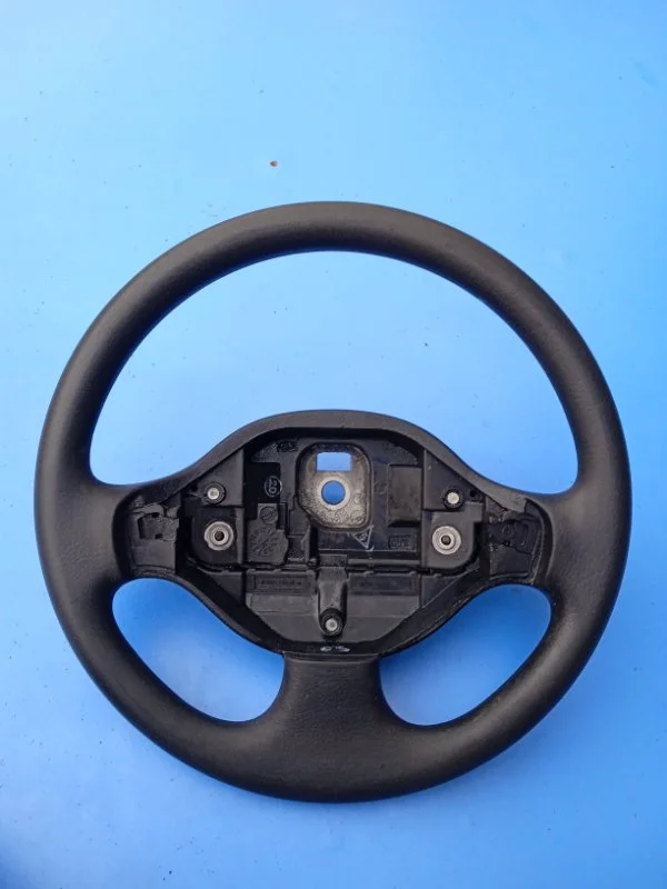 Руль RENAULT логан СЕДАН 1.4 K7JA710 2006