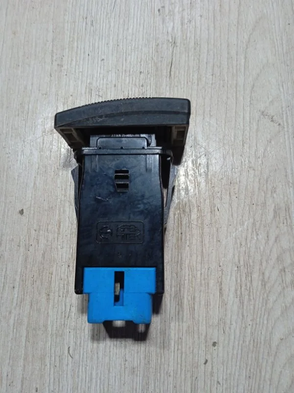 Кнопка ПТФ задняя KIA спектра СЕДАН 1.6 S6D 2007 - миниатюра 3