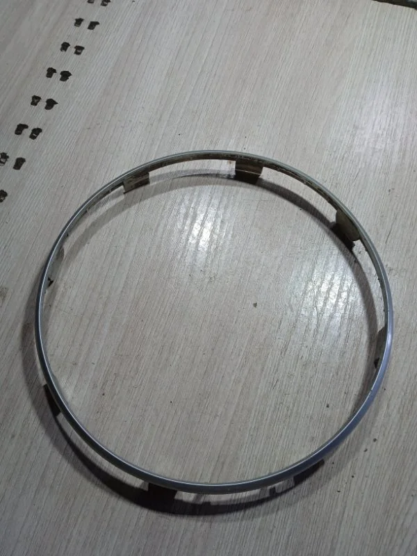 Крышка динамика Chevrolet круз ХЕТЧБЕК 1.6 F16D3 - изображение 1