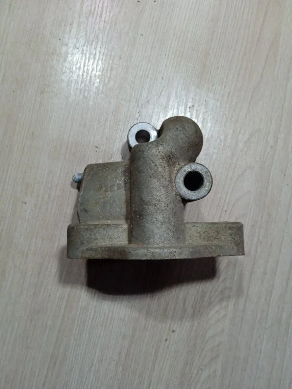 Крепление клапана EGR Chevrolet круз ХЕТЧБЕК 1.6 - миниатюра 4