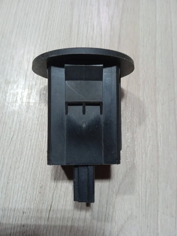 Замок борта Chevrolet круз ХЕТЧБЕК 1.6 F16D3 2014 - миниатюра 3