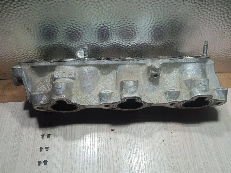 Коллектор впускной Nissan теана СЕДАН VQ 2.3 2007 - миниатюра 2