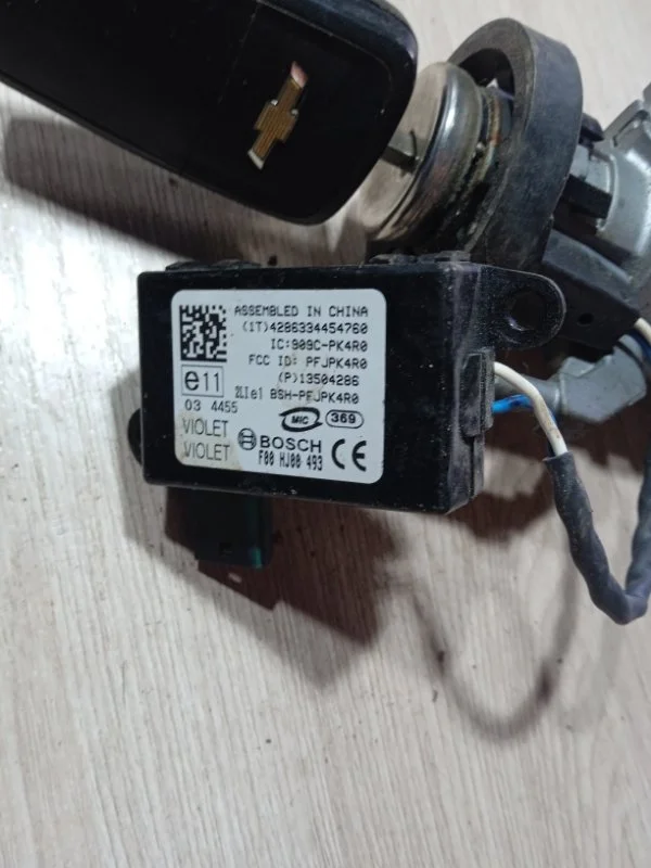 Замок зажигания Chevrolet круз ХЕТЧБЕК 1.6 F16D3 - миниатюра 5