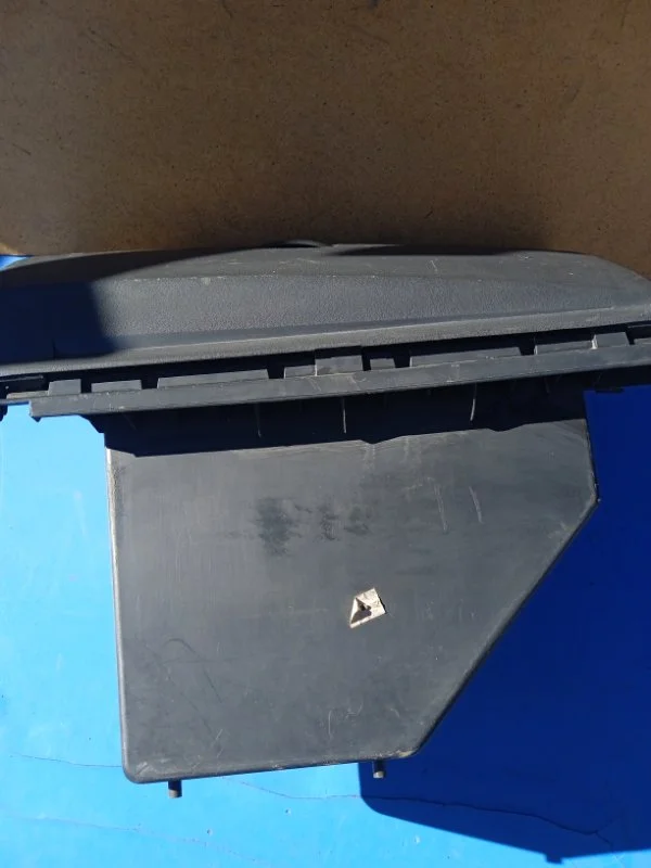 Бардачок RENAULT меган 2 СЕДАН 1.6 K4MD812 2006 - миниатюра 7