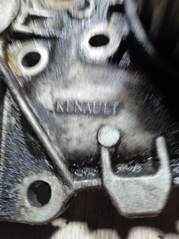 Помпа RENAULT меган 2 СЕДАН 1.6 K4MD812 2006 - миниатюра 4