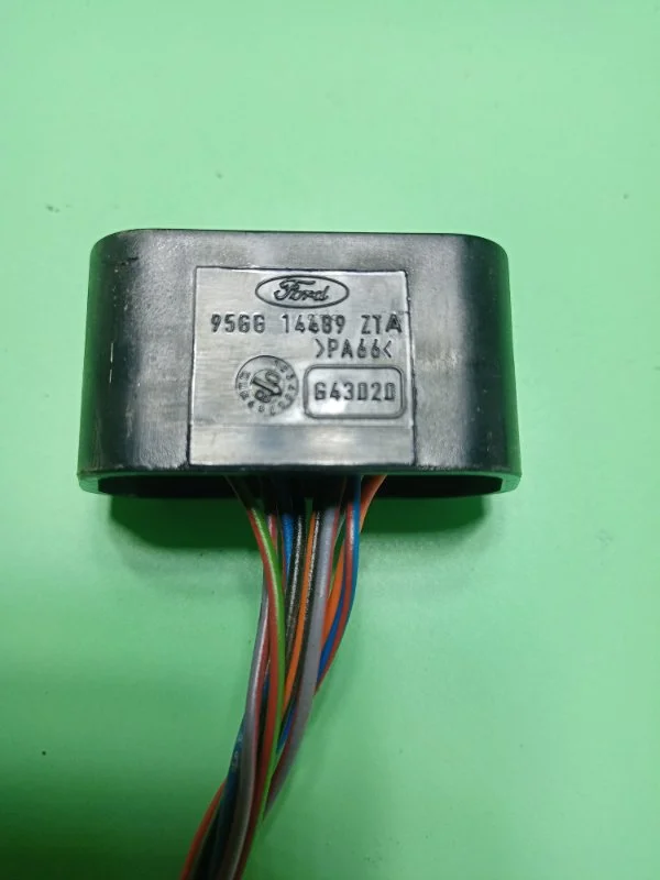 Диагностический разъем Ford Фьюжн ХЕТЧБЕК 1.4 FXJA - миниатюра 2